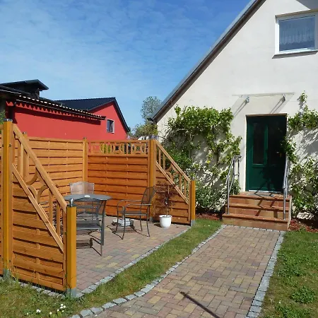 Apartment Ferien Auf Ruegen Familie Geist Garz (Rugen)